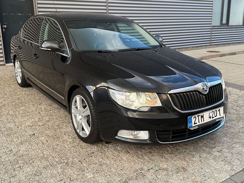 Škoda Superb (2009) - fotka 9 z 46