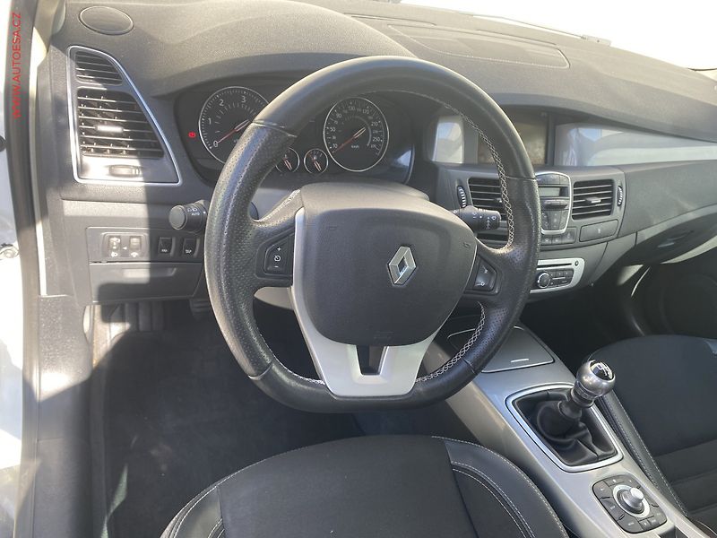 Renault Laguna (2015) 2.0DCi, ČR, servis.kniha - fotka 13 z 16