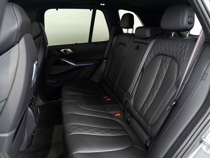 BMW X5 xDrive30d - fotka 22 z 24
