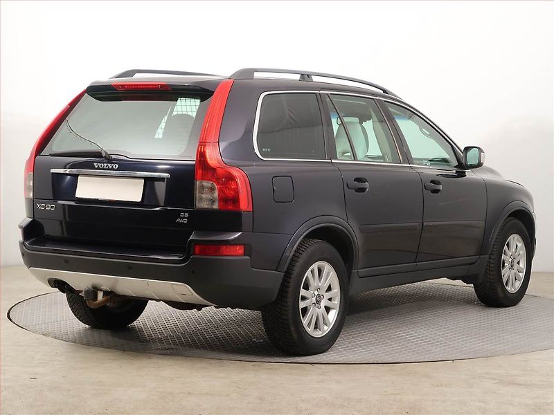 Volvo XC90 (2006) D5, 4X4, Tažné, v provozu - fotka 5 z 12