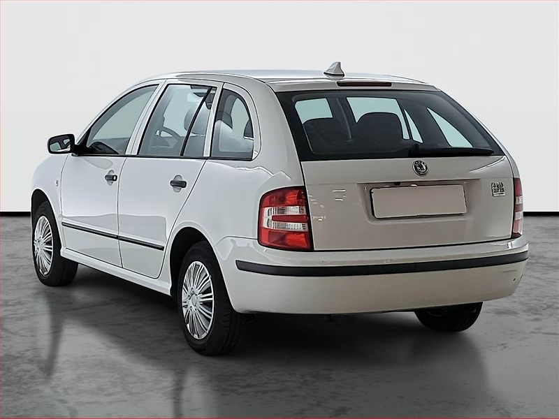 Škoda Fabia (2007) 1.2 12V, nová STK, v provozu - fotka 4 z 14