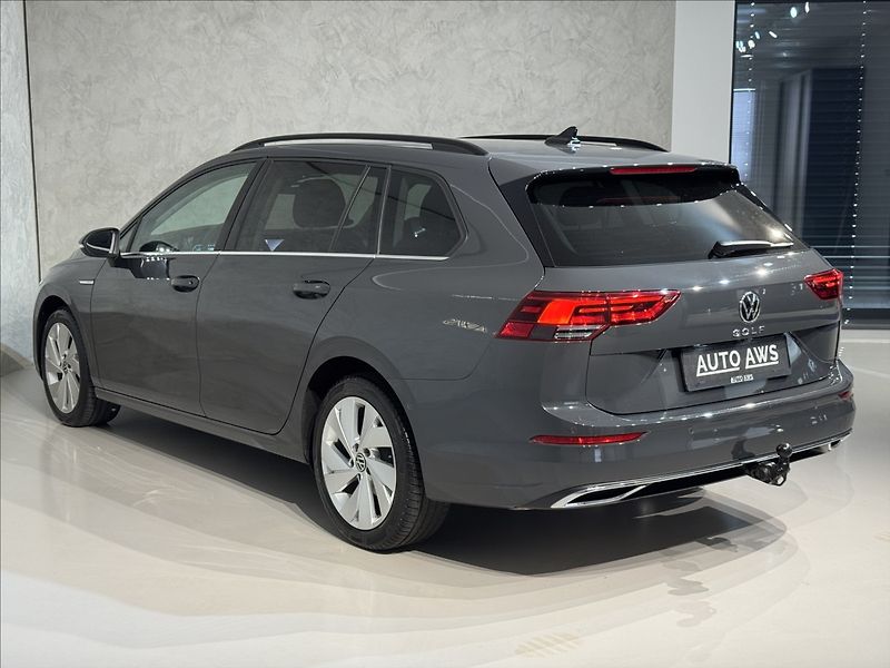 Volkswagen Golf 2,0 TDi  DSG Style LED Assist - fotka 10 z 47
