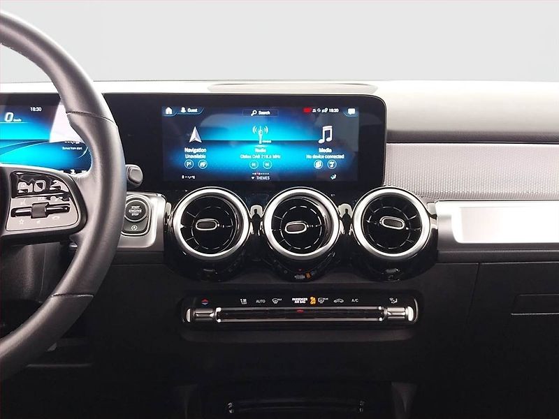 Mercedes-Benz GLB (2022) 200 d 4MATIC - fotka 12 z 23