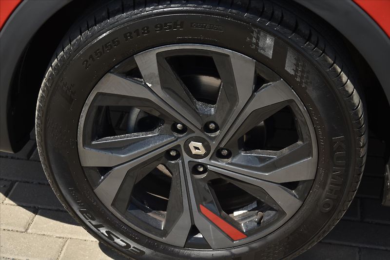 Renault Arkana 1.3 TCe 103kW EDC RS-LINE ČR - fotka 9 z 27