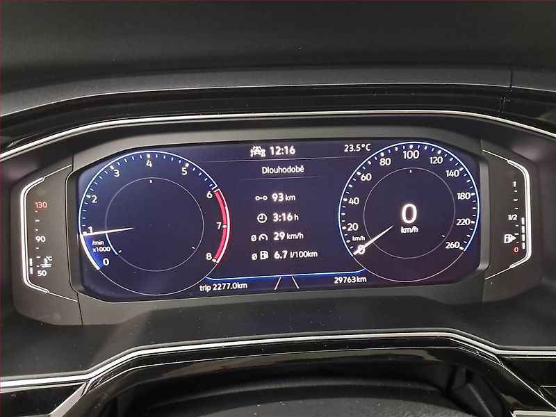 Volkswagen Taigo (2023) 1.0 TSI - fotka 11 z 27