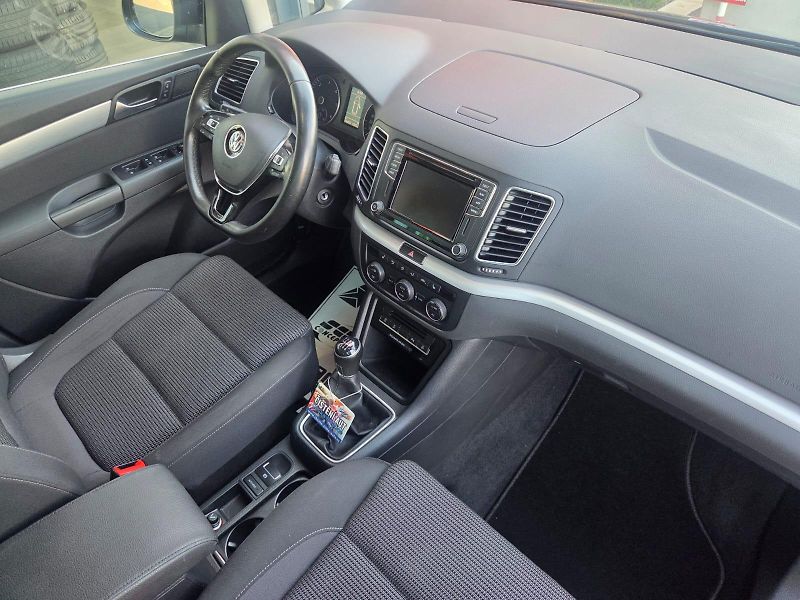 Volkswagen Sharan (2020) 2.0 TDI 7 MÍST ODPOČET DPH - fotka 5 z 9