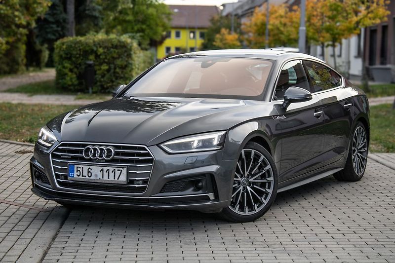 Audi A5 - fotka 1 z 27
