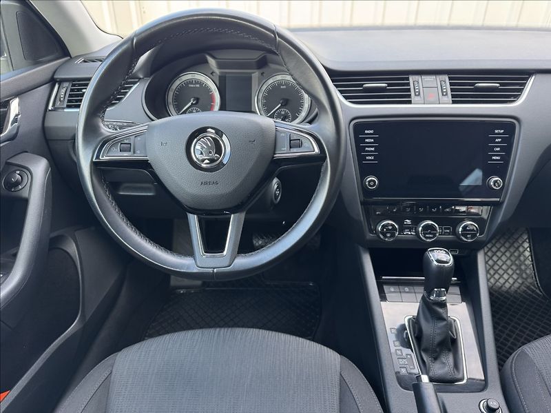 Škoda Octavia 1,5 TSI STYLE DPH 1maj původČR - fotka 27 z 50