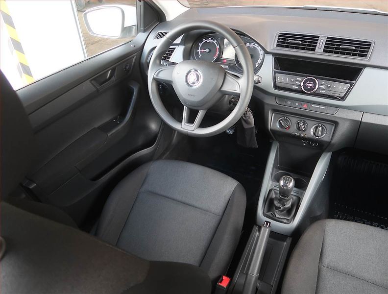 Škoda Fabia (2018) 1.0 - fotka 7 z 14