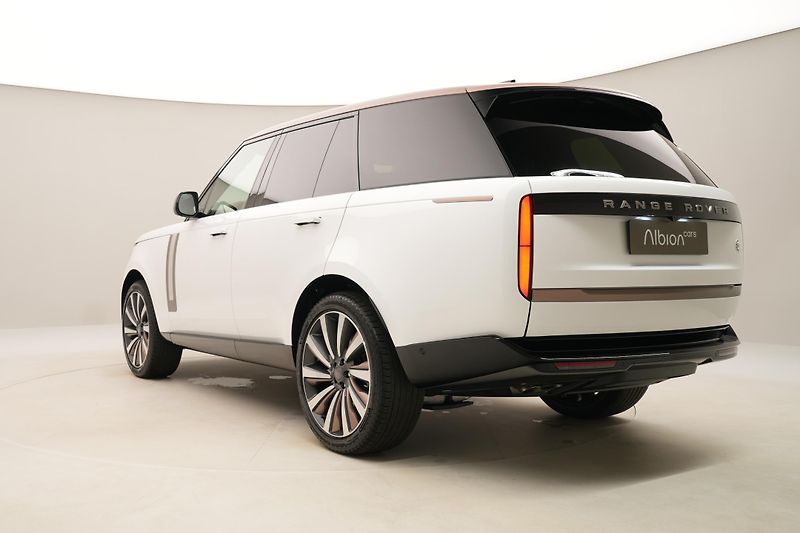 Land Rover Range Rover (2026) SV P615 SWB - fotka 10 z 109