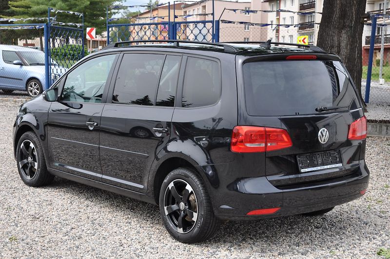 Volkswagen Touran 1.2TSi 77kW Comfort - fotka 4 z 19