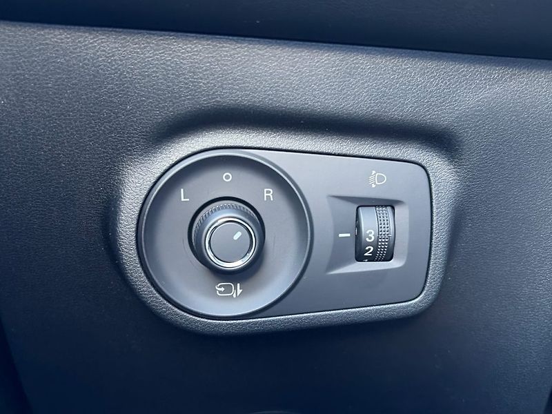 MG ZS (2026) 1,5 Hybrid+ Exclusive*Akce - fotka 20 z 22
