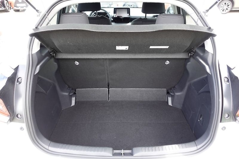 Toyota Yaris 1.5TNGA 125 - 1 CVT  Comfort T - fotka 14 z 28