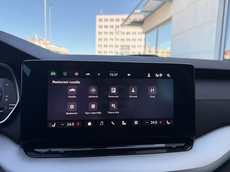 Škoda Octavia Selection 2.0 TDI 110kw DSG - fotka 13 z 27