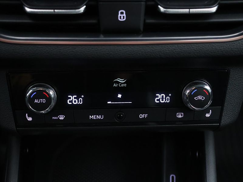 Škoda Kamiq 1.0 TSI 81kW DSG CZ Style DPH - fotka 23 z 33