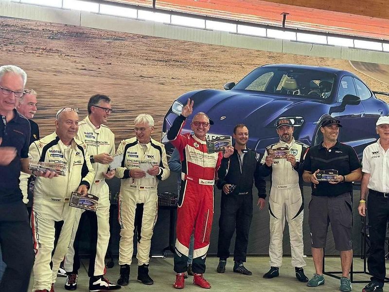 Sedmdesátiletý Jaroslav Mikoláš vyhrál celý německý seriál Porsche PCC Pro. Foto: se svolením J. Mikoláše