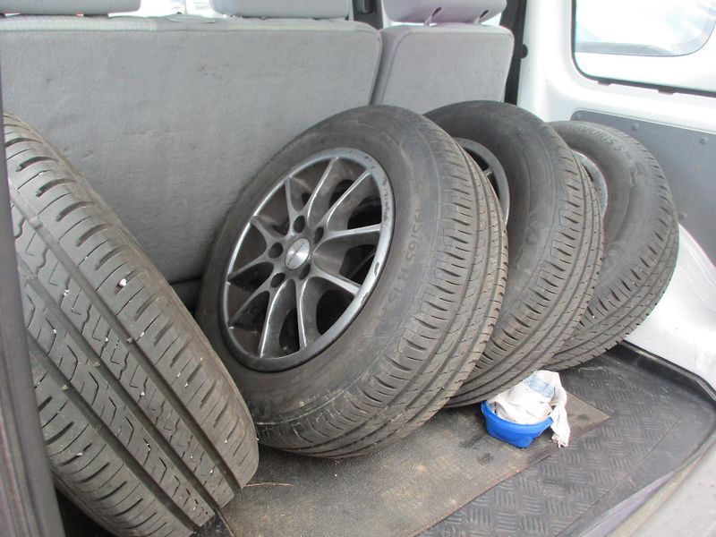 Volkswagen Caddy (2006) 1,9 TDi - fotka 8 z 9