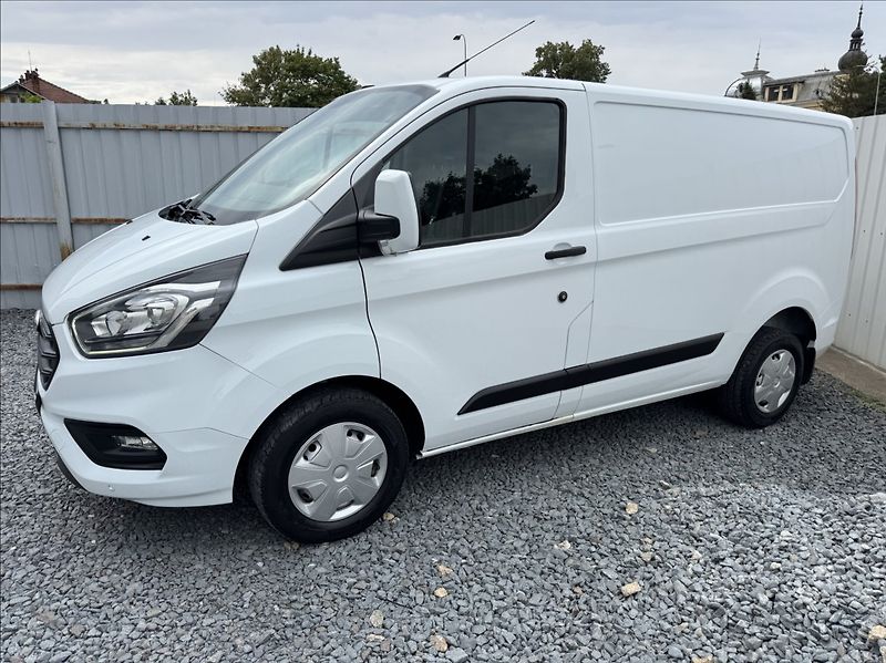 Ford Transit Custom 2,0 TDCi L1H1 DPH 1.maj ČR - fotka 3 z 50