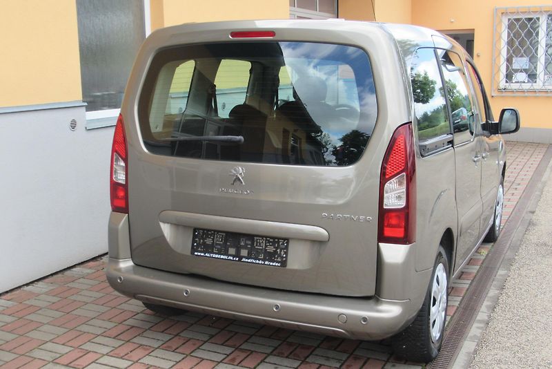 Peugeot Partner 1.6 HDi KLIMA PŮVOD ČR - fotka 10 z 19
