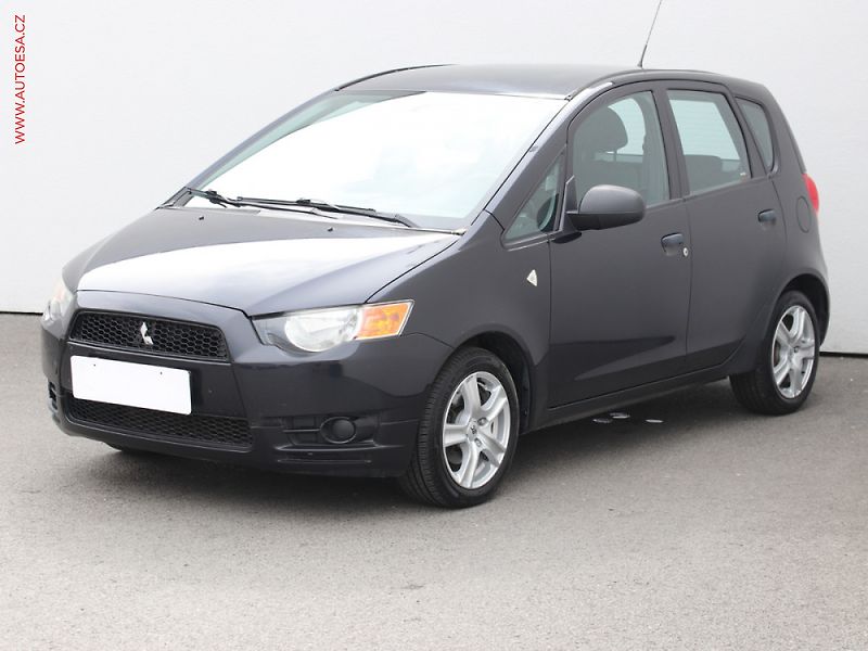 Mitsubishi Colt (2011) 1.3, ČR, servis.kniha, AC - fotka 3 z 3