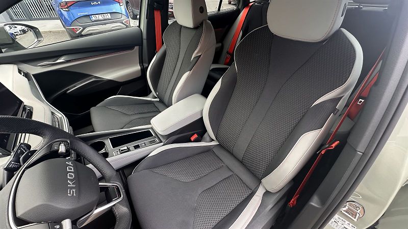 Škoda Elroq (2025) 85 FirstEdition - fotka 6 z 31