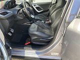 Peugeot 2008 (2017) 1.2 PT, Crossway, panor - náhled 9