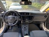 Toyota Auris 1,8 HYBRID 1.MAJ.,ČR,SERVISKA - náhled 10