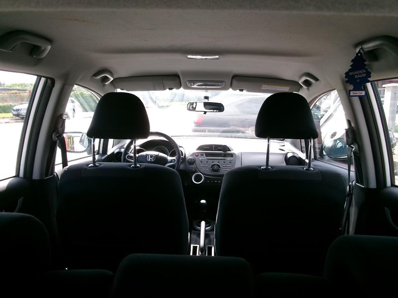 Honda Jazz (2010) 1,4i STYLE KLIMA ALU - fotka 11 z 27