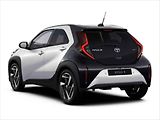 Toyota zatím oslabila.