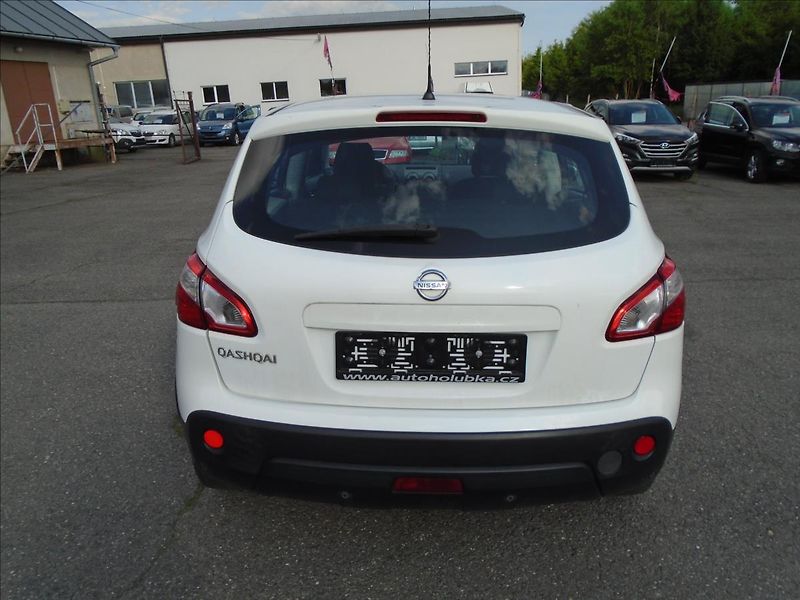 Nissan Qashqai 1,6   1.6.LPG - fotka 3 z 26