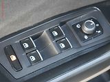 Volkswagen T-Roc (2021) 1.5 TSi, Comfortline, LED - náhled 17