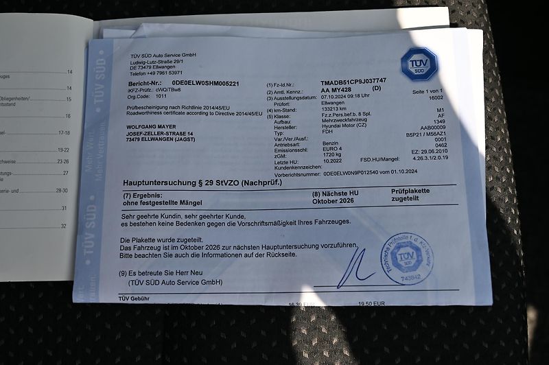 Hyundai i30 1.4 80KW Edition+  LPG 6/2010 - fotka 34 z 36