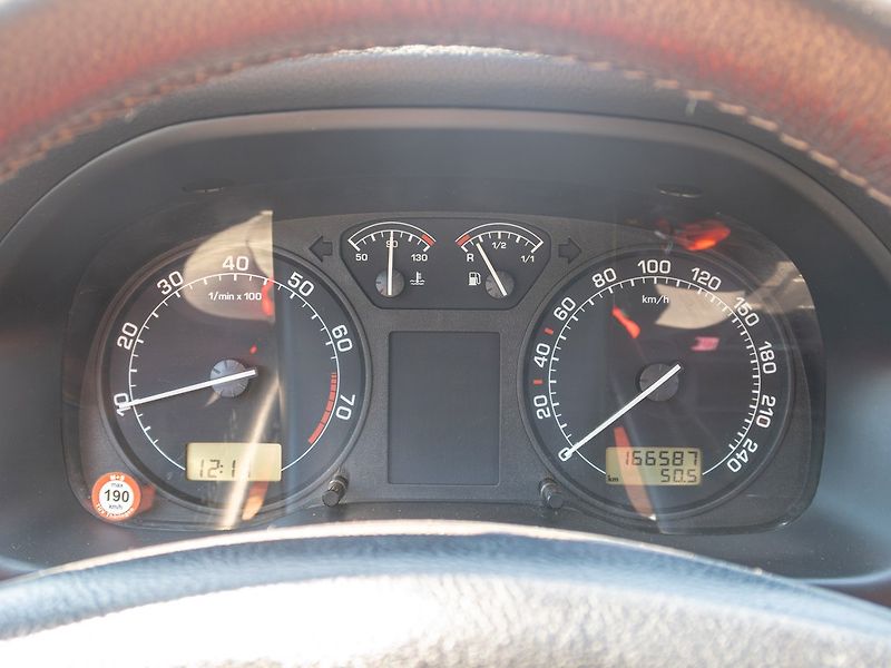 Škoda Octavia (2003) 1.6MPI 75KW – PO ROZVODECH - fotka 15 z 30