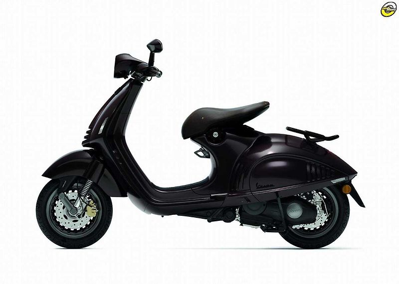 Vespa 946 (2026) 946 HORSE - fotka 3 z 18