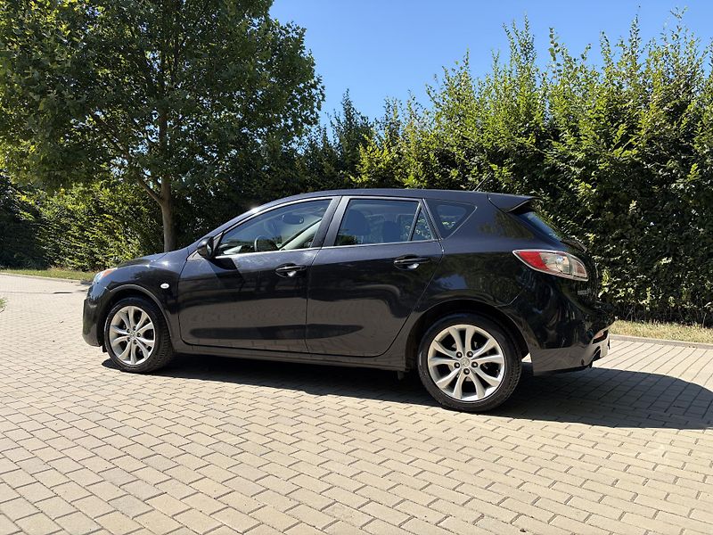 Mazda 3 1.6 90th Anniversary - fotka 6 z 29
