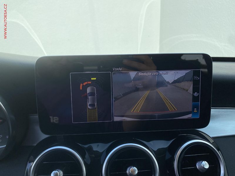 Mercedes-Benz Třídy C (2020) 1.6i, navi, LED, AC - fotka 19 z 20
