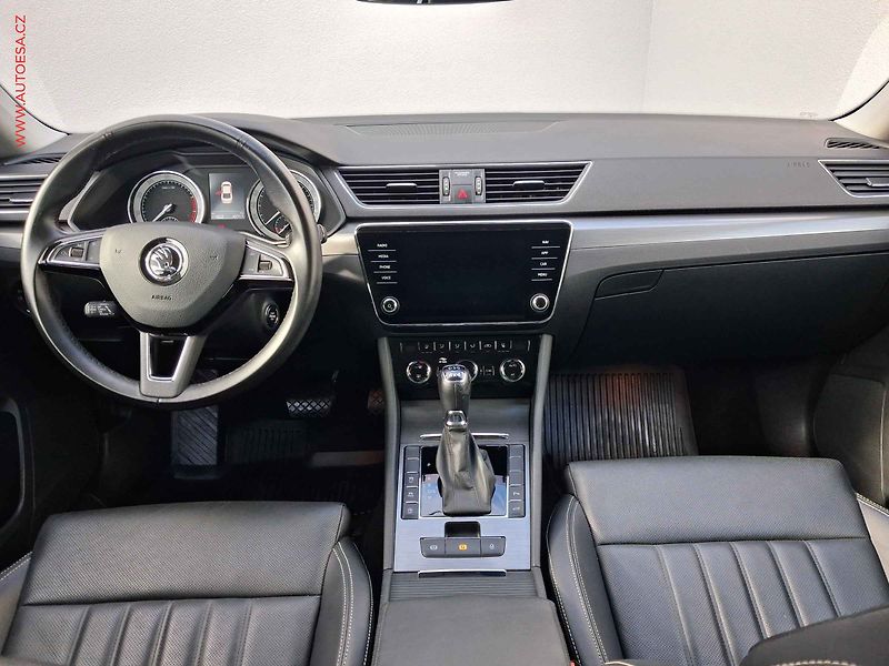 Škoda Superb (2019) 2.0 TSi 4x4, 2.maj,ČR, DSG - fotka 8 z 22