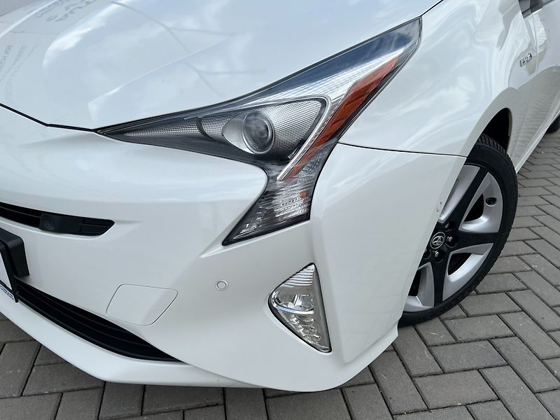 Toyota Prius (2016) 1.8VVT-i HYBRID Kamera! HUD! - fotka 9 z 39