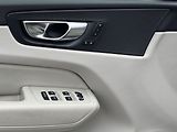 Volvo XC60 B4 AWD PLUS, ACC - náhled 8