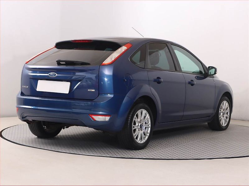 Ford Focus (2008) 1.6 TDCi, nová STK - fotka 5 z 15