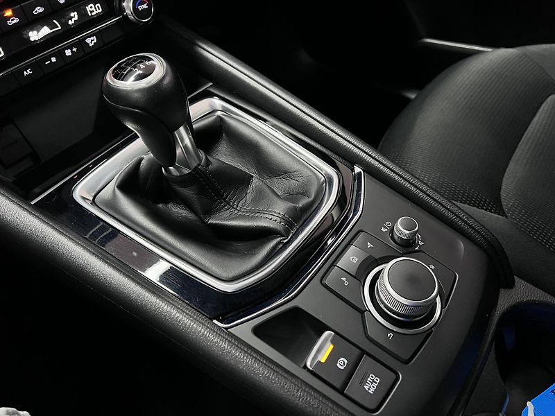Mazda CX-5 2.0i 121 kW 2022 Manuál  - fotka 38 z 38