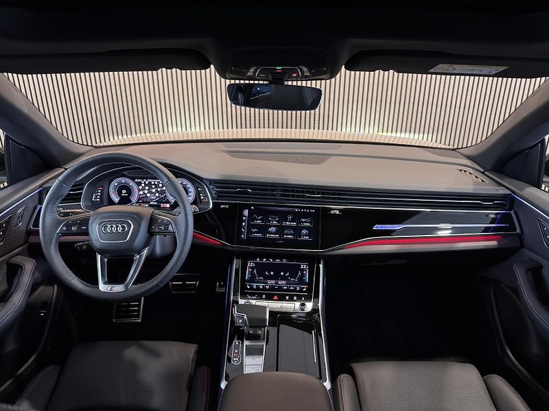 Audi Q8 50 TDI B&O Laser Carbon OLED - fotka 26 z 39