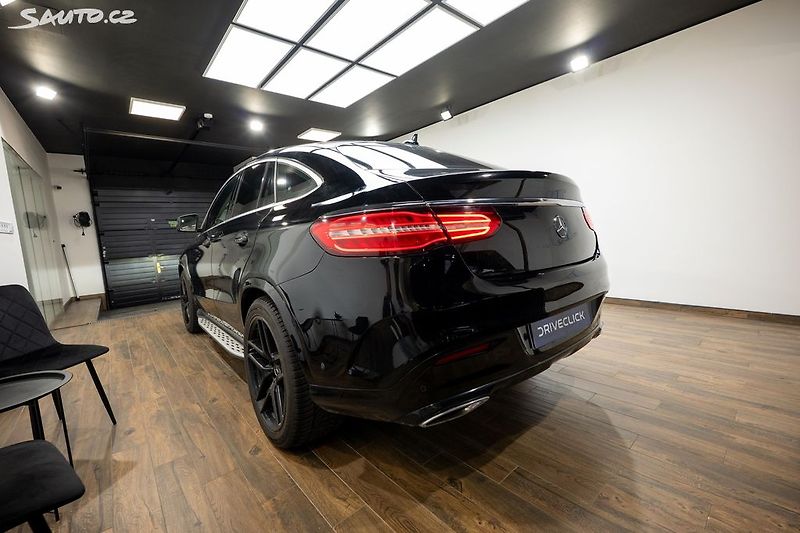 Mercedes-Benz GLE 350d Coupe 190 kW AMG paket - fotka 5 z 24