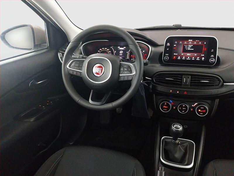Fiat Tipo (2019) 1.4 16V, Serv.kniha, Tempomat - fotka 7 z 18