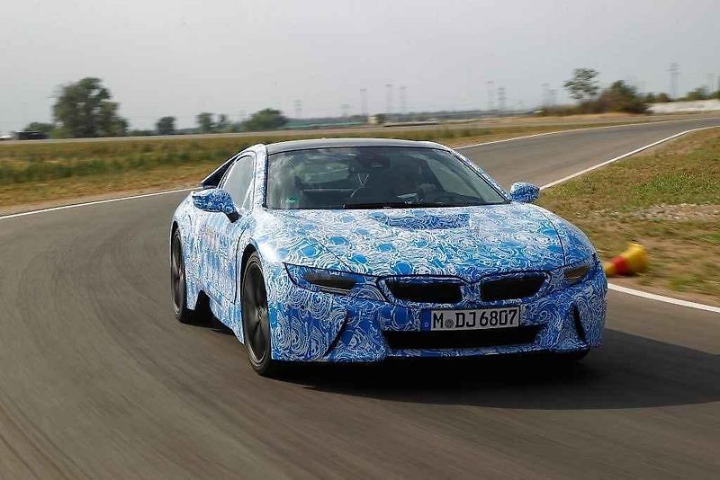 BMW i8.