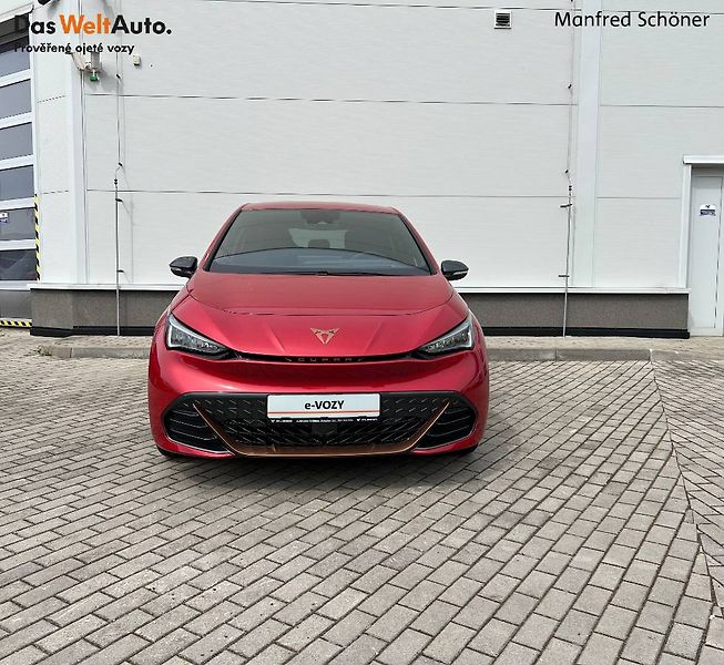 Cupra Born (2023) 58kWh / 204k - fotka 4 z 25