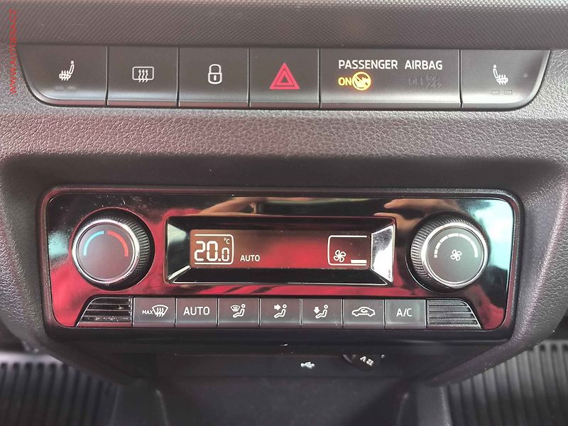 Škoda Fabia (2022) 1.0 TSi, 1.maj,ČR, Ambition - fotka 15 z 23