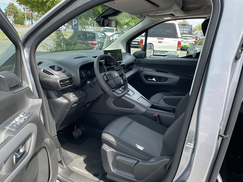 Toyota ProAce City Verso 1.5D 130k Long ODBĚR 6/2026 - fotka 12 z 29