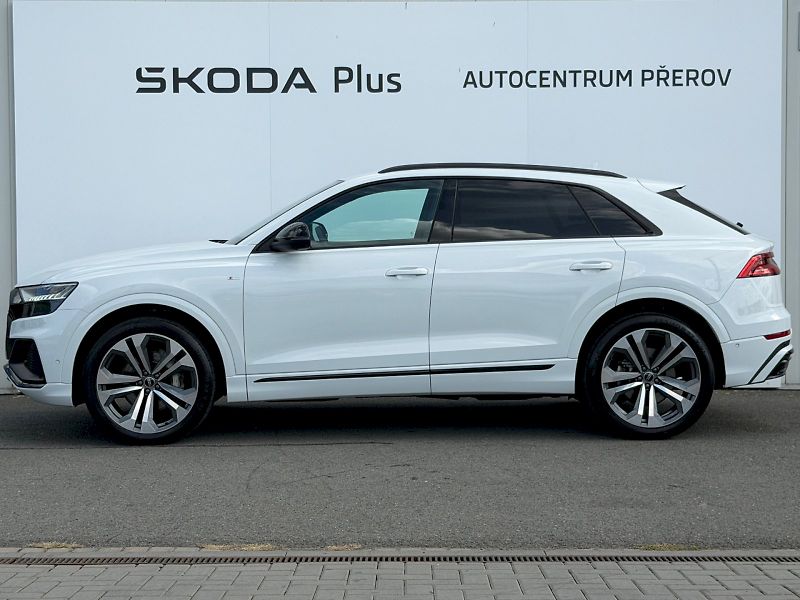 Audi Q8 (2023) 50 TDI 210kW Quattro S-LINE - fotka 3 z 35