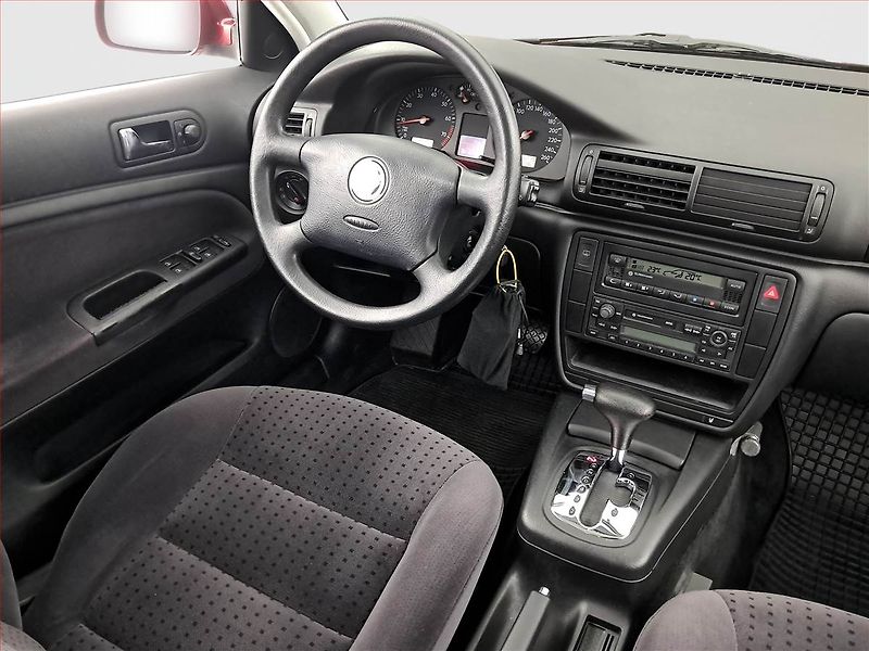 Volkswagen Passat (1999) 1.8 T, Automat, Serv.kniha - fotka 7 z 15
